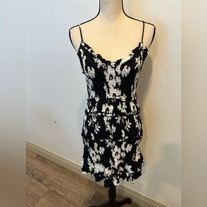 Olivaceous Anthropologie black and white boho floral summer dress ruffles SZ L
